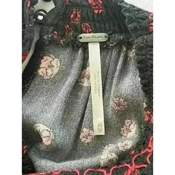 Free People XS Smocked Tunic Mini Dress Black Floral Boho WhimsyGoth Babydoll - Picture 14 of 15